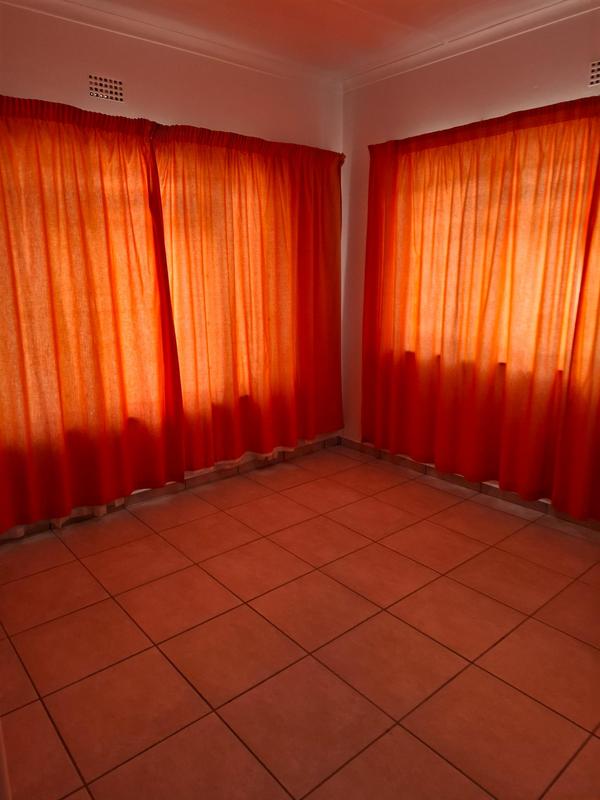 To Let 4 Bedroom Property for Rent in Dwarskersbos Western Cape